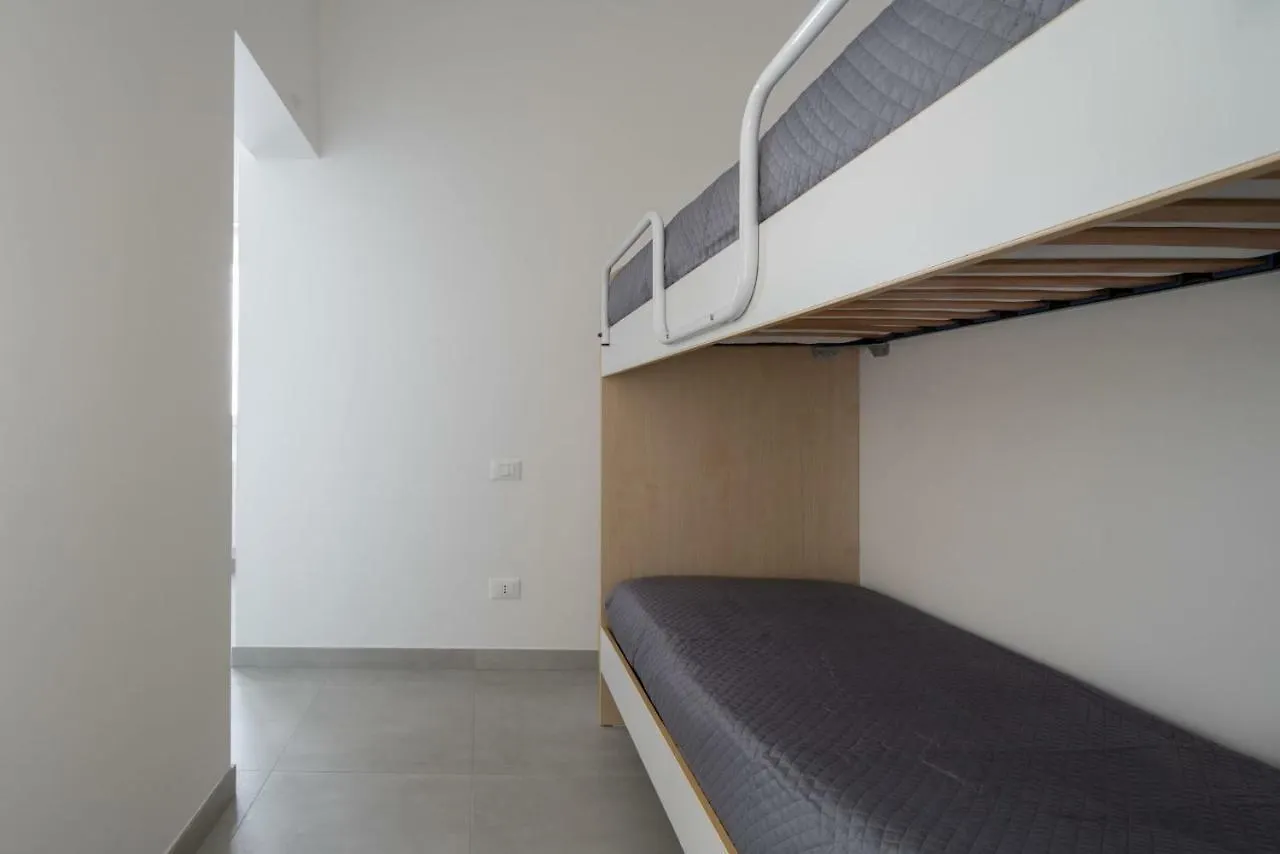 Residence Olanda 1 - Immobiliare Living Lido di Jesolo 0*,  Włochy